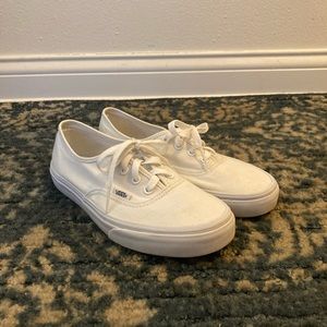 LIKE NEW womens classic vans